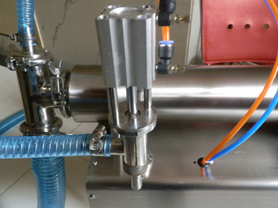 半自動液體灌裝機(jī)不銹鋼灌裝頭