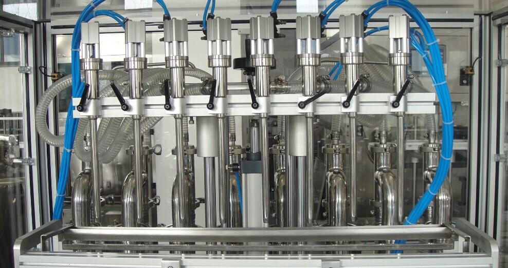 全自動食用油灌裝機細節(jié)圖